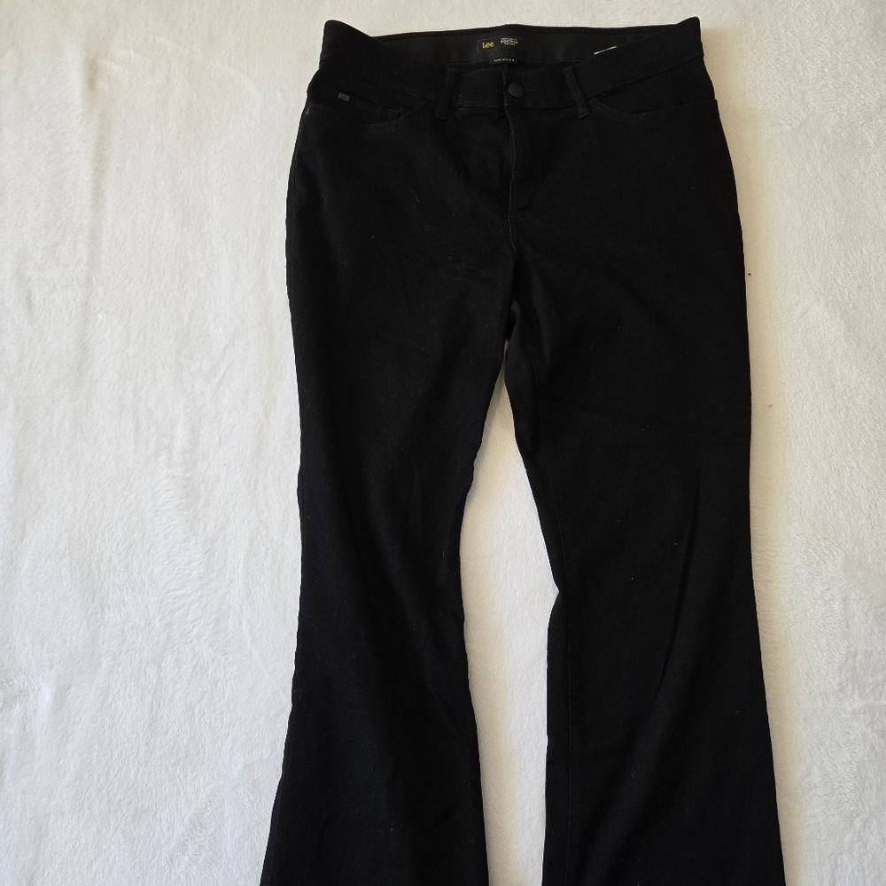 Lee Flex Motion Black Womens Bootcut Pants Midrise Size 14 Reg